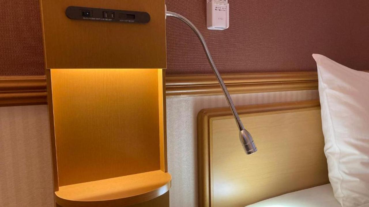 Toyoko Inn Osaka Honmachi No1 Exterior photo